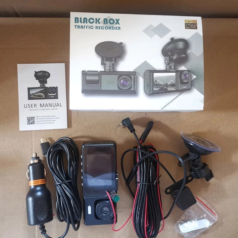 دوربین ثبت وقایع خودرو بلک باکس مدل C309 سه لنز با کیفیت فول اچ دی